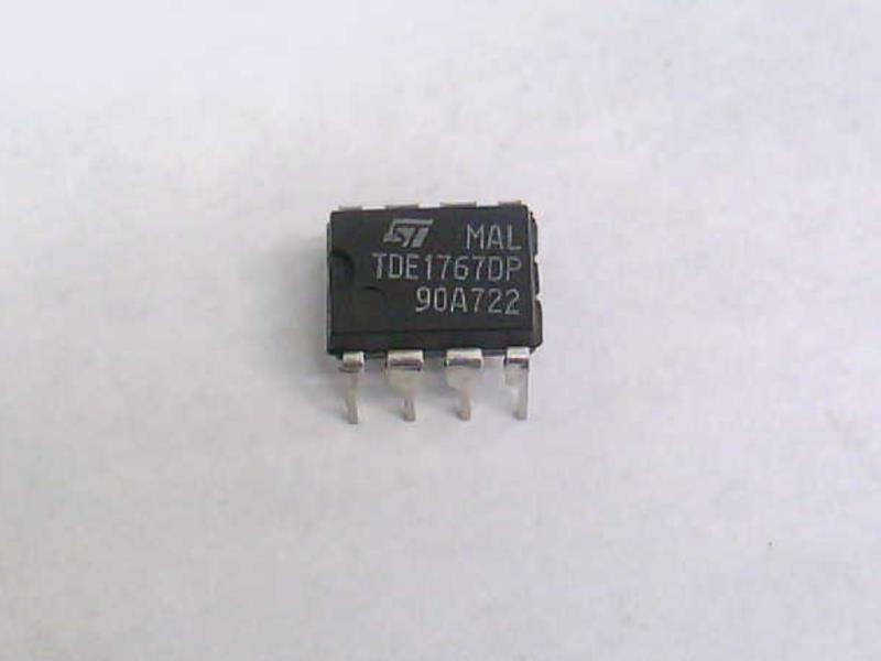 Circuit Intégré STMicroelectronics TDE1767DP - Boîtier DIP8 - Neuf Royaume-Uni