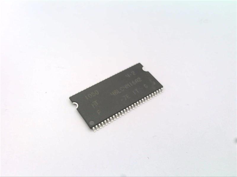 2 Pezzi MT48LC4M16A2P-75:G MICRON Chip Memoria 06+ TSTOP54 Nuovi