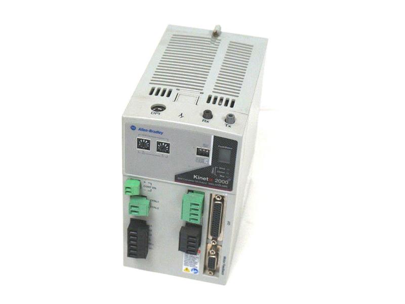 Module Intégré Kinetix 2000 AB 2093-AC05-MP5 /A – Servodrive 3kW, 3A, Courant AC
