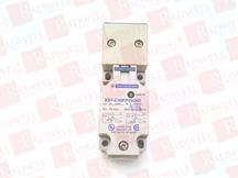 SCHNEIDER ELECTRIC XS7-C40FP260H7 0