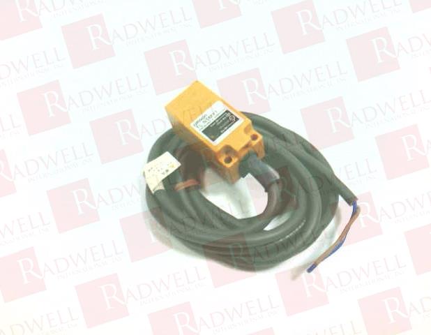 OMRON TL-N5MY1