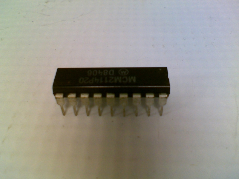 NXP SEMICONDUCTOR MCM2114P20