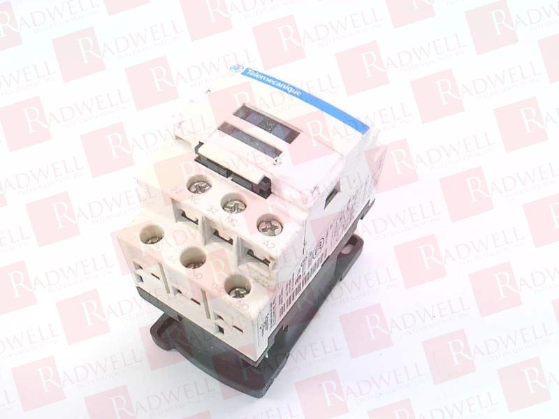 SCHNEIDER ELECTRIC CAD32R7
