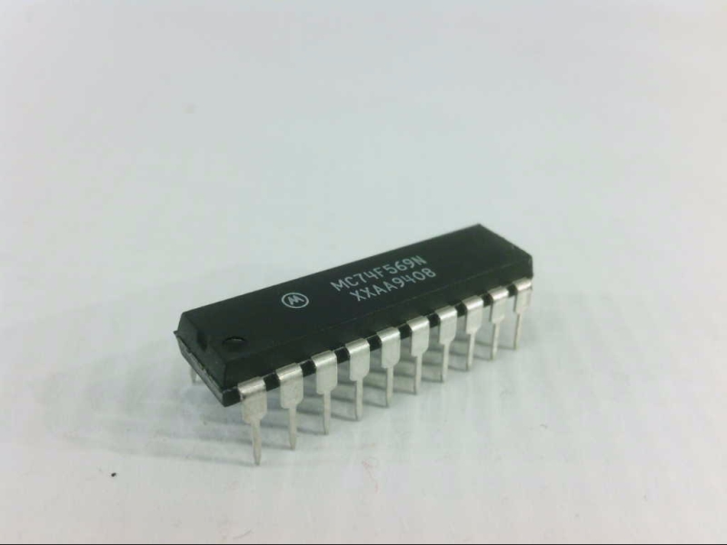 NXP SEMICONDUCTOR MC74F569N