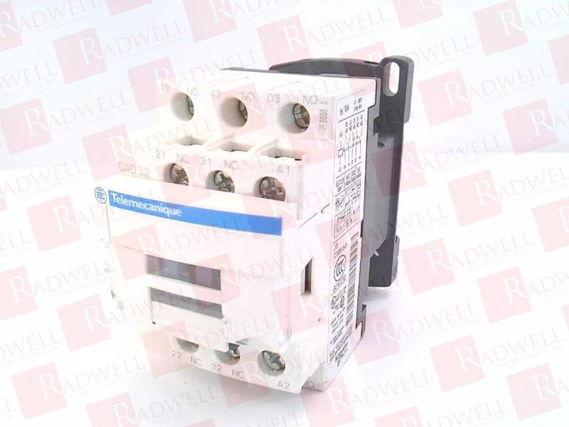 SCHNEIDER ELECTRIC CAD32R7